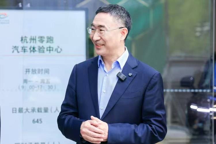 XM外汇平台掌握这几点，轻松优化MT4移动设备交易画面技巧